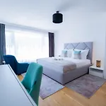 River Walk Apartman *