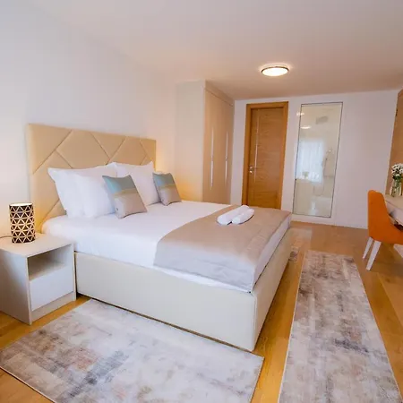 River Walk Apartment