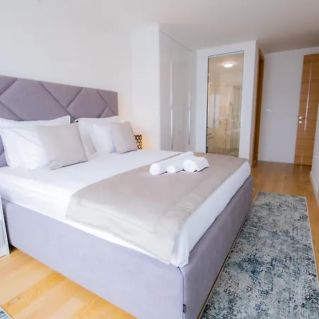 River Walk Apartment